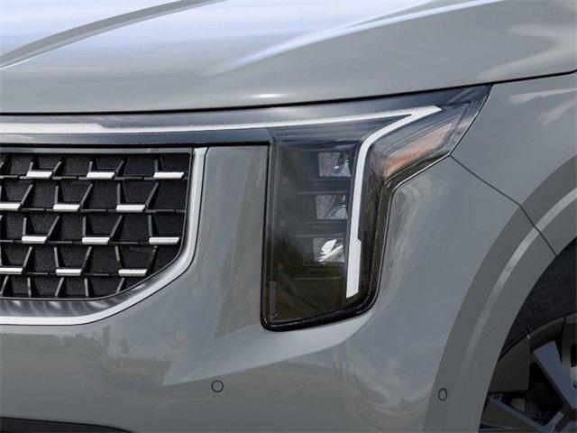 new 2025 Kia Carnival Hybrid car, priced at $52,595