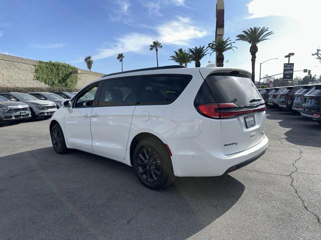 used 2021 Chrysler Pacifica car, priced at $32,488