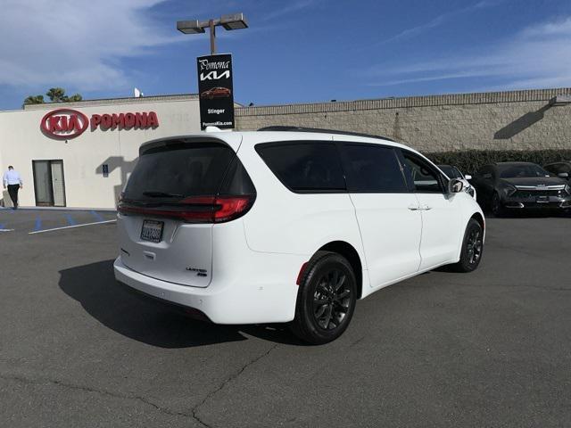 used 2021 Chrysler Pacifica car, priced at $32,488