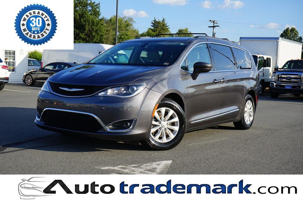 used 2017 Chrysler Pacifica car, priced at $16,995