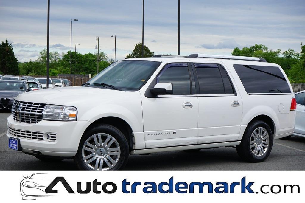 used 2011 Lincoln Navigator car, priced at $5,995