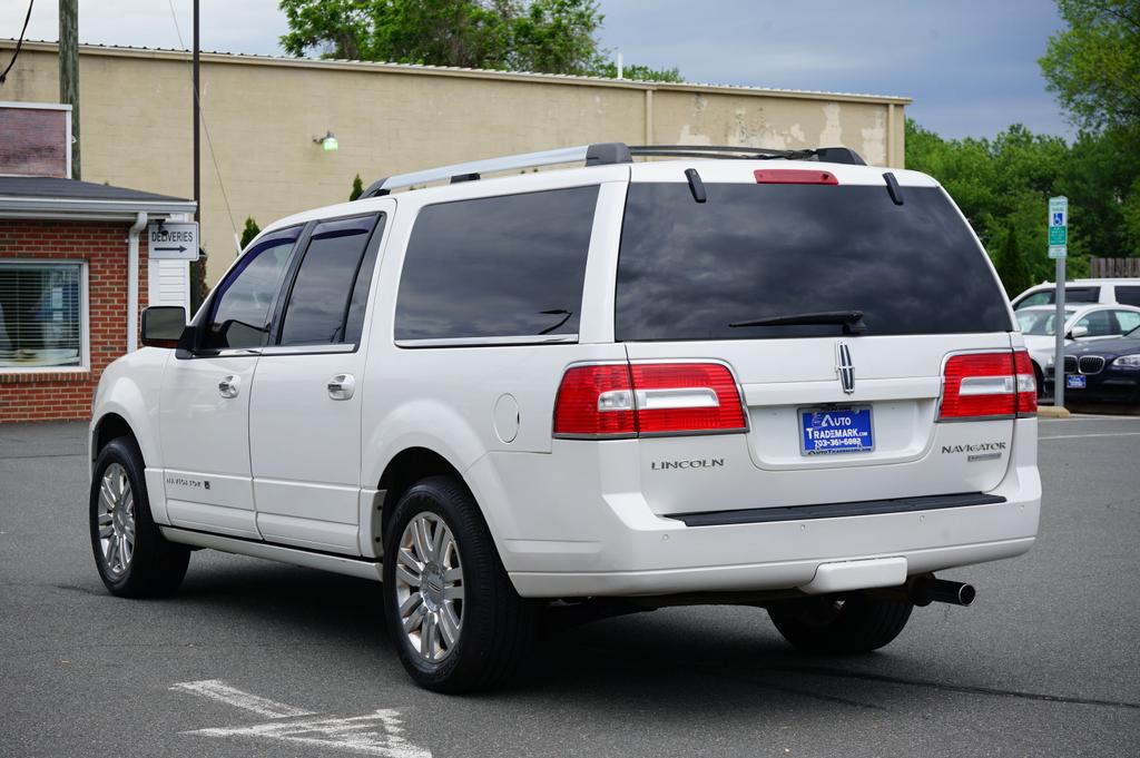 used 2011 Lincoln Navigator car, priced at $5,995