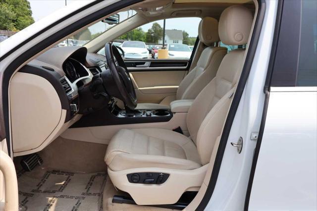 used 2016 Volkswagen Touareg car, priced at $18,995