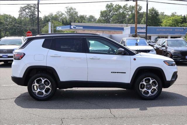 used 2022 Jeep Compass car, priced at $18,995