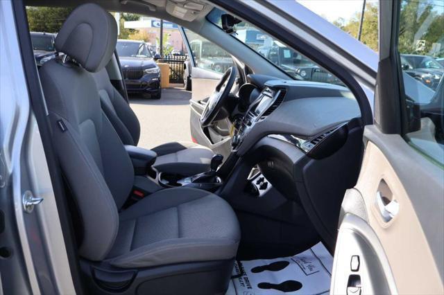 used 2019 Hyundai Santa Fe XL car, priced at $11,995