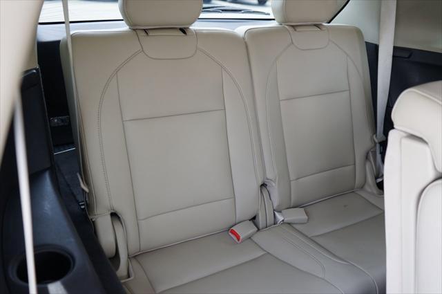 used 2014 Acura MDX car, priced at $12,995