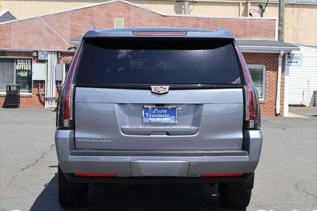 used 2020 Cadillac Escalade ESV car, priced at $34,995