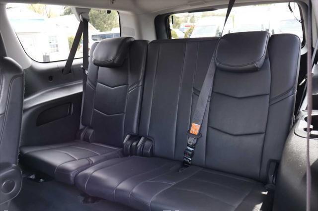 used 2020 Cadillac Escalade ESV car, priced at $35,995