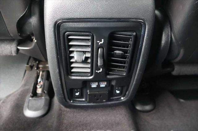 used 2017 Jeep Grand Cherokee car, priced at $14,995