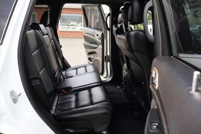 used 2017 Jeep Grand Cherokee car, priced at $14,995