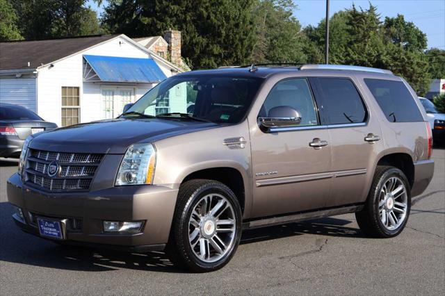 used 2013 Cadillac Escalade car, priced at $17,995