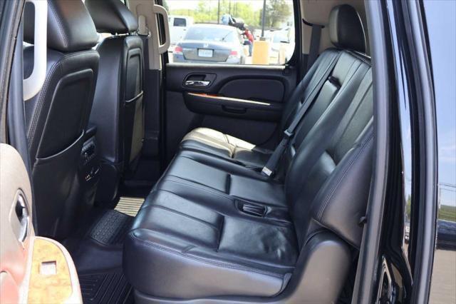 used 2013 GMC Yukon XL car, priced at $13,995