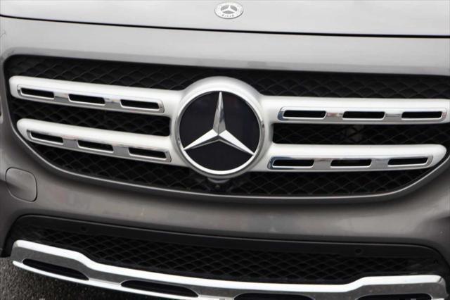 used 2020 Mercedes-Benz GLB 250 car, priced at $23,995