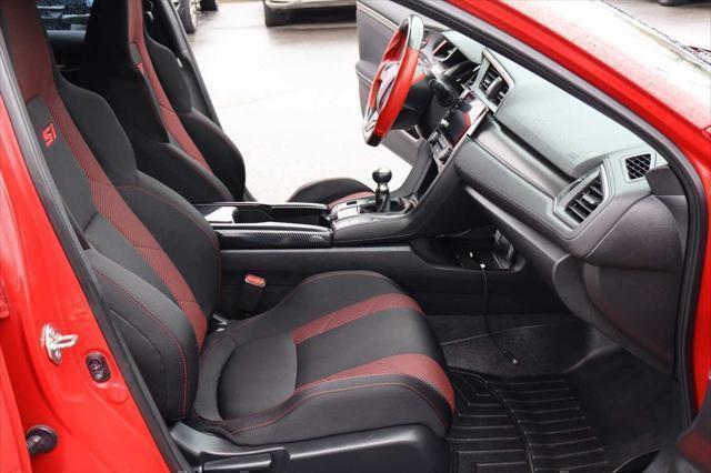 used 2020 Honda Civic Si car, priced at $25,995
