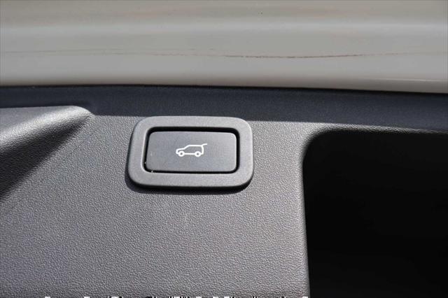 used 2018 Land Rover Discovery Sport car, priced at $16,995