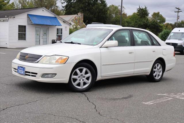 used 2001 Toyota Avalon car, priced at $3,995