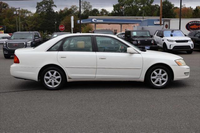 used 2001 Toyota Avalon car, priced at $3,995