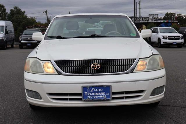 used 2001 Toyota Avalon car, priced at $3,995