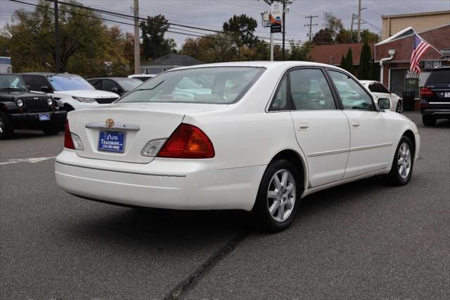 used 2001 Toyota Avalon car, priced at $3,995