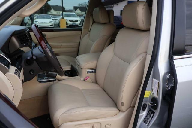 used 2014 Lexus LX 570 car, priced at $27,995