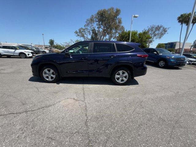 used 2023 Toyota Highlander car, priced at $34,541