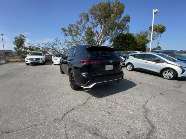 used 2024 Toyota Highlander car, priced at $43,917