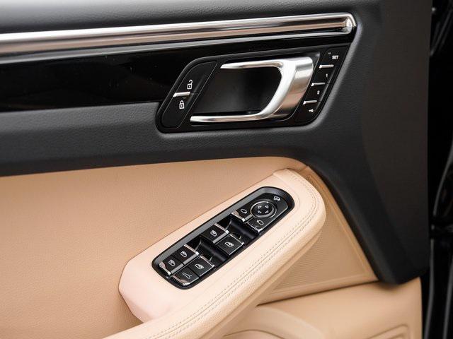 new 2026 Porsche Macan car