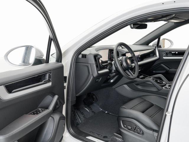 new 2026 Porsche Cayenne car