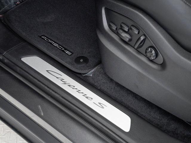 new 2026 Porsche Cayenne car