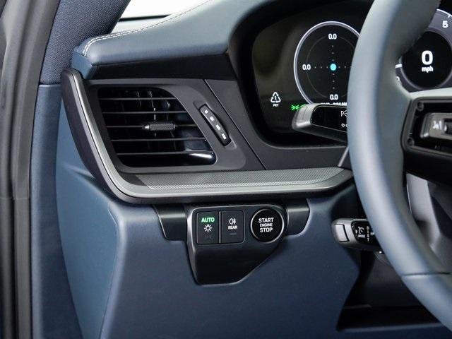 new 2025 Porsche 911 car, priced at $186,495