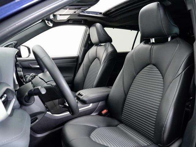 used 2023 Toyota Highlander car, priced at $40,990