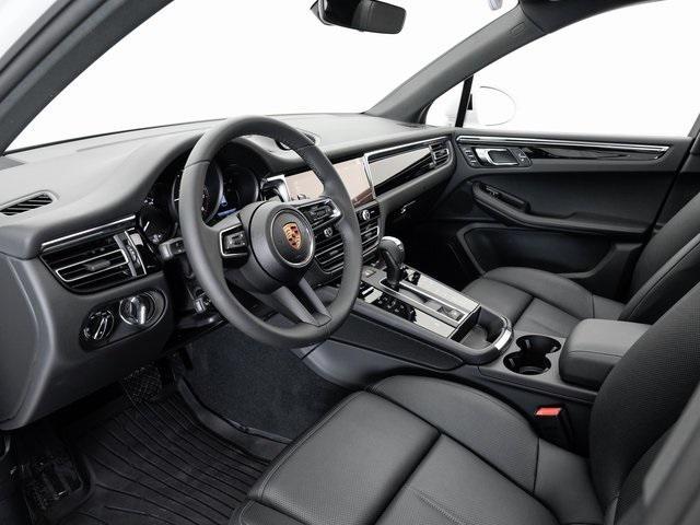 new 2025 Porsche Macan car