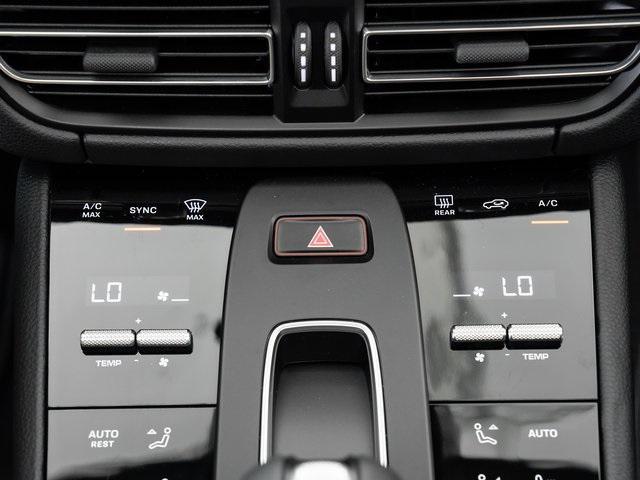 new 2025 Porsche Macan car