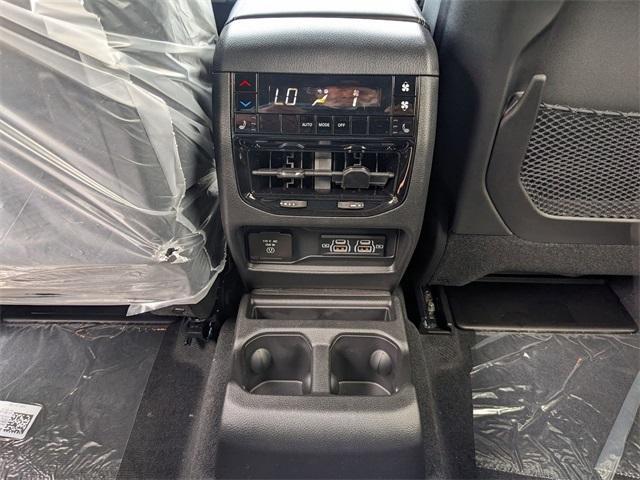 new 2025 Jeep Grand Cherokee L car, priced at $48,287