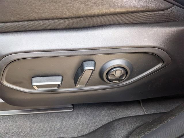 new 2025 Jeep Grand Cherokee L car, priced at $46,556