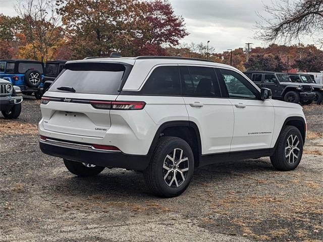 new 2025 Jeep Grand Cherokee car, priced at $47,715