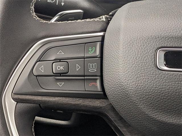 new 2025 Jeep Grand Cherokee car, priced at $47,396