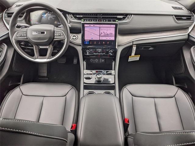 new 2025 Jeep Grand Cherokee car, priced at $47,396