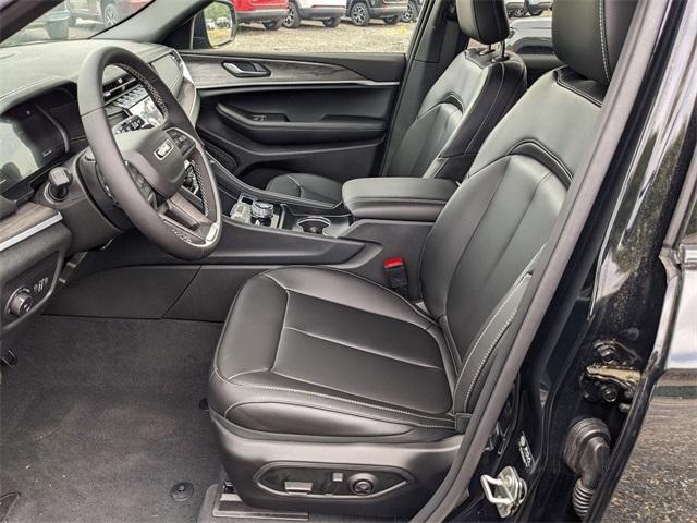 new 2025 Jeep Grand Cherokee car, priced at $47,396