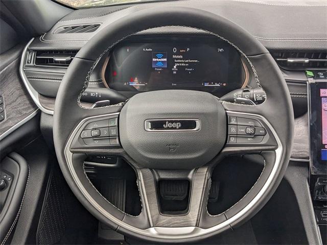 new 2025 Jeep Grand Cherokee car, priced at $47,396
