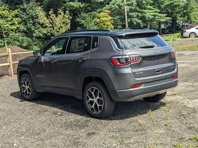 new 2024 Jeep Compass car, priced at $38,604