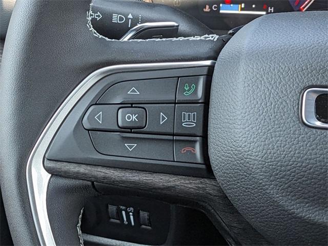 new 2025 Jeep Grand Cherokee car, priced at $46,396
