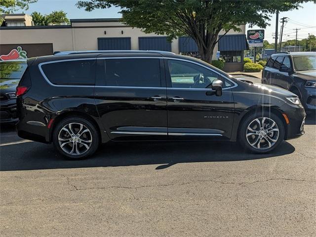 used 2021 Chrysler Pacifica car, priced at $34,392