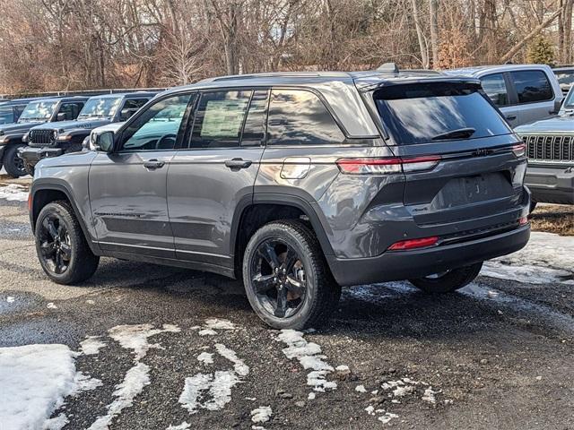 new 2025 Jeep Grand Cherokee car, priced at $50,035