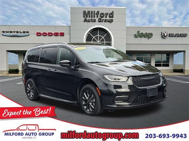 used 2021 Chrysler Pacifica car, priced at $32,175
