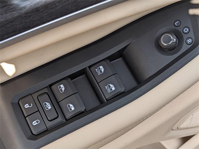 new 2025 Jeep Grand Cherokee car, priced at $46,396