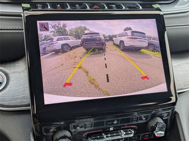 new 2024 Jeep Grand Cherokee car, priced at $46,200