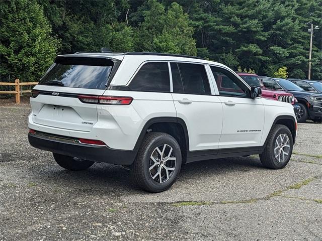 new 2024 Jeep Grand Cherokee car, priced at $44,700