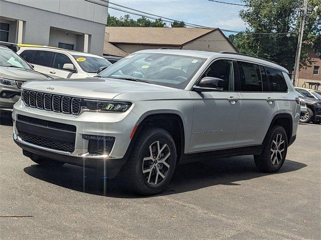 new 2025 Jeep Grand Cherokee L car, priced at $46,556