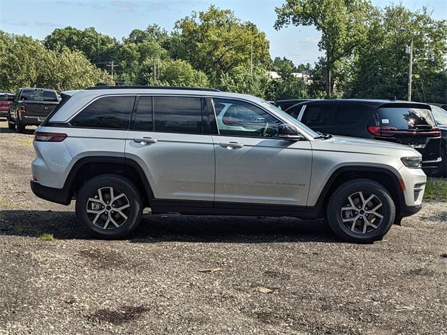 new 2024 Jeep Grand Cherokee car, priced at $49,310